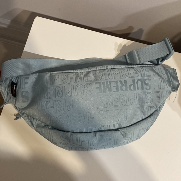 Supreme Waist Bag (SS19) - Ice - Picture 4 of 8